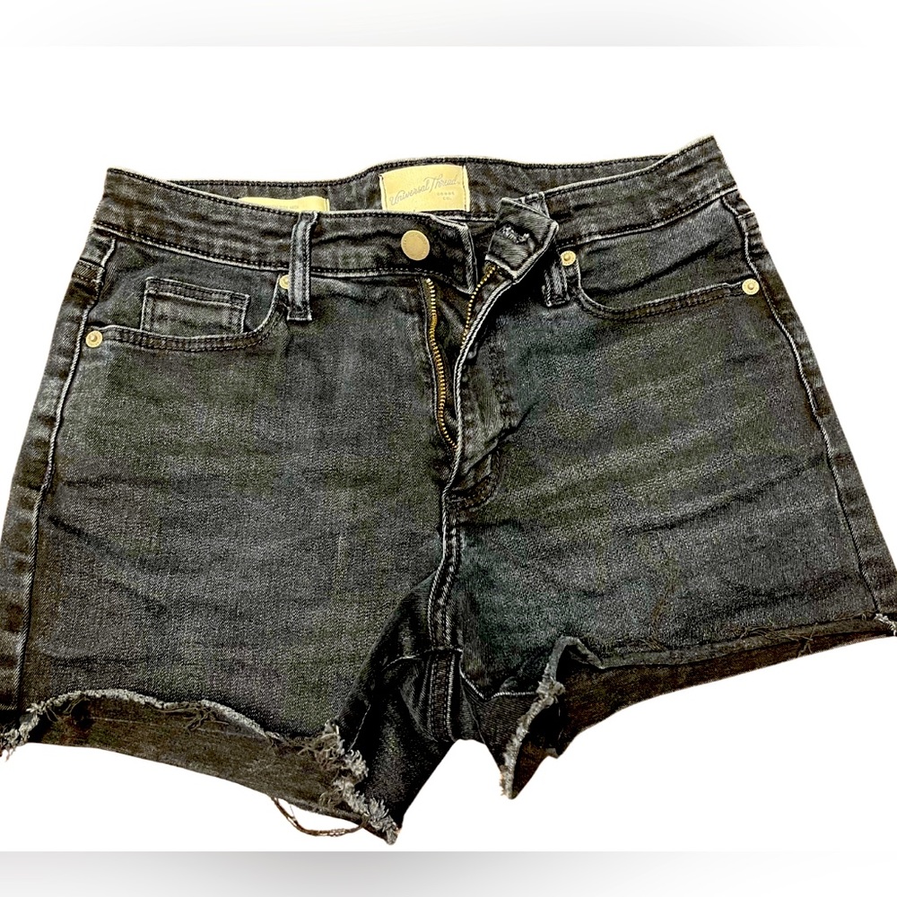 Universal Thread High-Rise Midi Shorts black Size 6/28